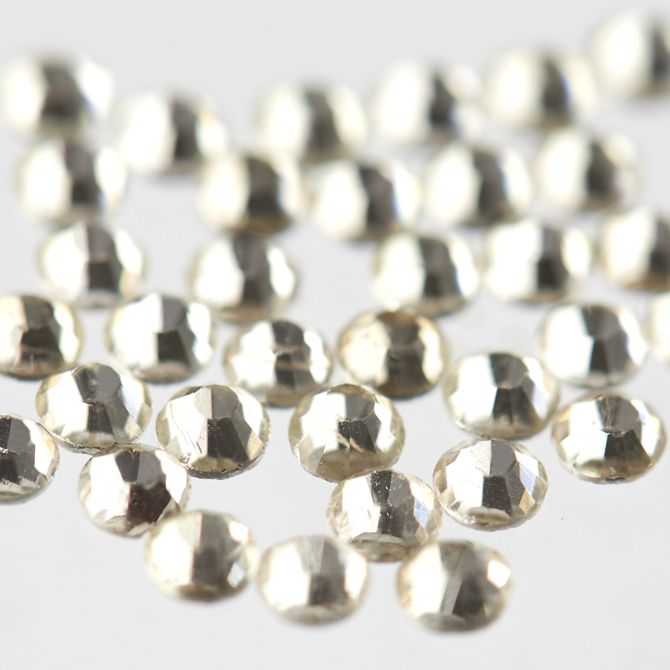 MM białe cyrkonie do paznokci SS3 crystal white 5140/3 - obrazek 2