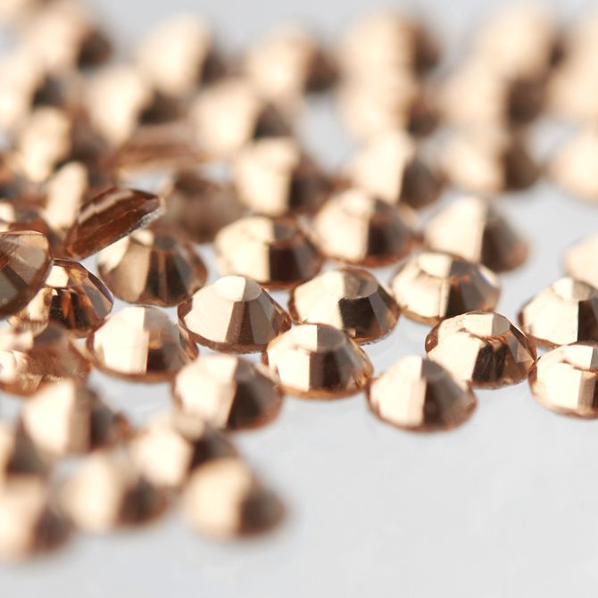 MM pudrowo-różowe cyrkonie do paznokci SS3 champagne 5145/3 - obrazek 2