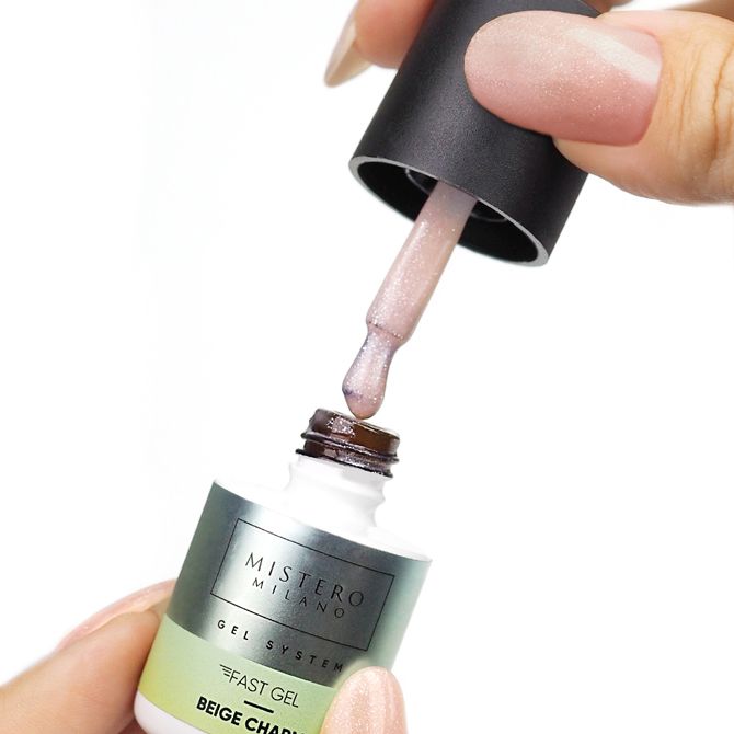 Mistero Milano Żel w pędzelku Fast Gel Beige Charm 2082 - obrazek 2